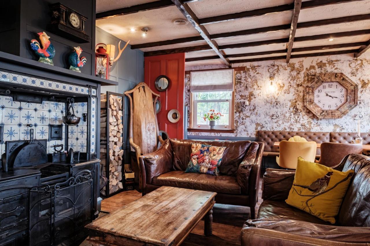 The Cock And Bull Bed & Breakfast Balmedie Bagian luar foto
